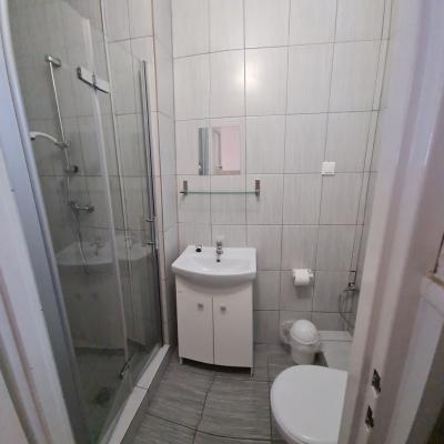 Łazienka pokoju nr 9